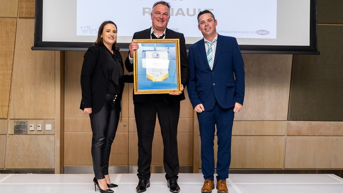 RENAULT SA GOES GOLD AT THE 2022 NATIONAL AUTOMOBILE DEALERS’ASSOCIATION (NADA) DEALER SATISFACTION INDEX (DSI) AWARDS for Sale in South Africa